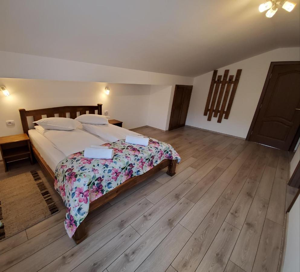 Sîmbăta de Sus Pensiunea Casa Brancovenilor מראה חיצוני תמונה